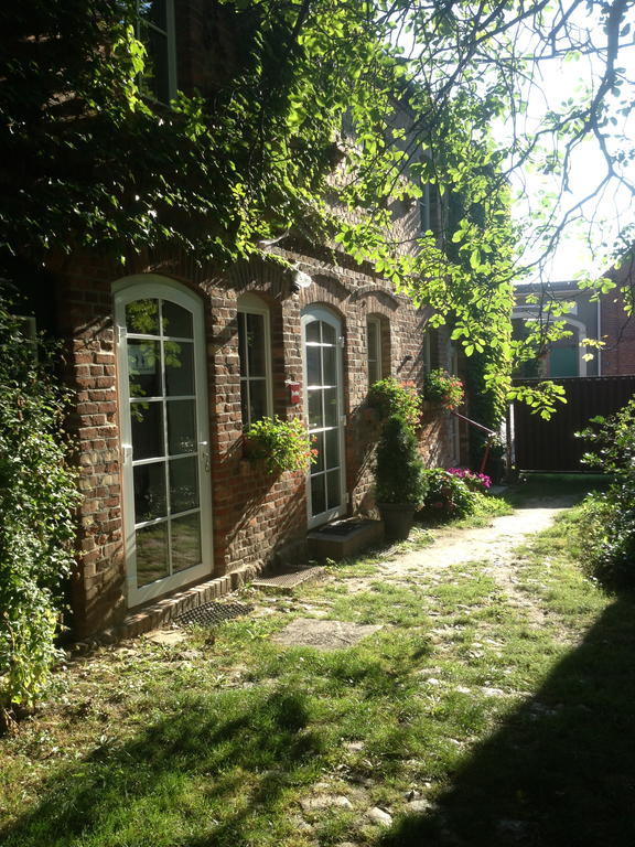 Pension Kunsthof Dahrenstedt Exterior photo